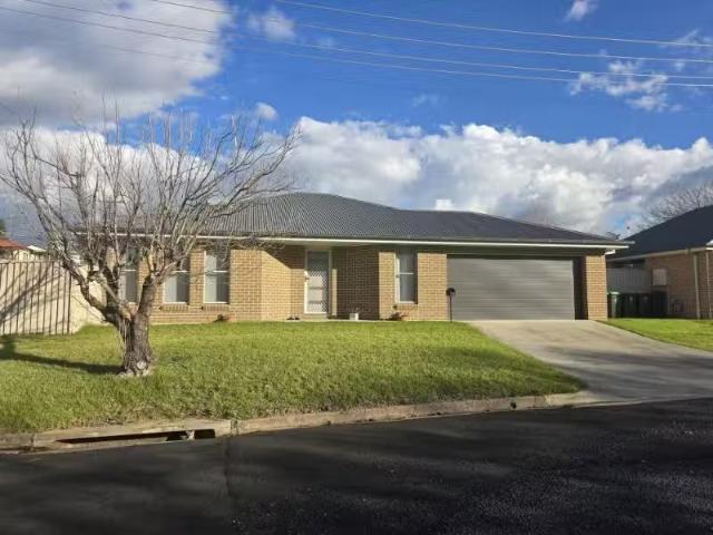 House for rent in Bathurst, New South Wales