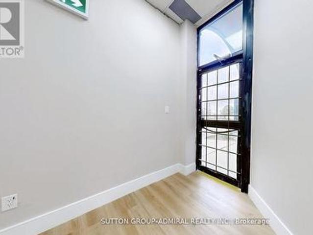 Commercial for rent in York Centre, Toronto
