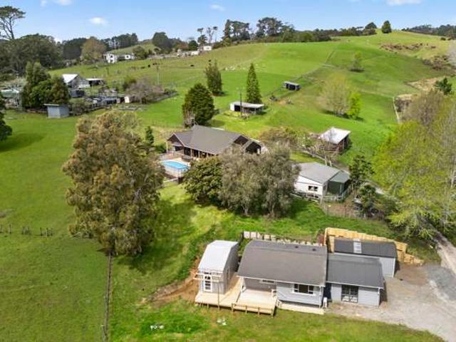 Property for sale in Waitākere, Waitākere Ranges
