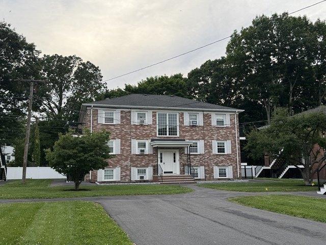 Condo for sale in Saugus, Massachusetts