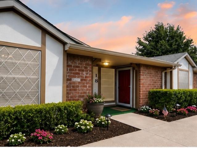 Townhouse for sale in Missouri City, Texas