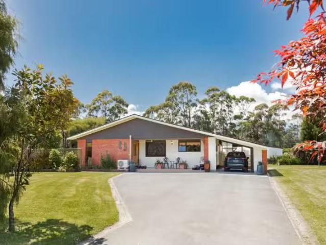 House for sale in West Coast