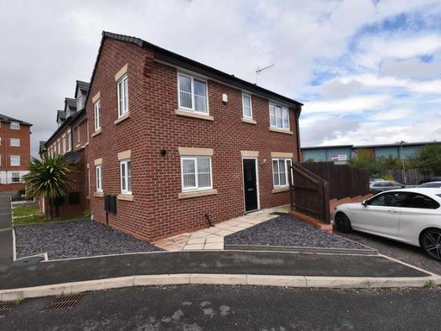Farm for rent in Wrexham, Wales