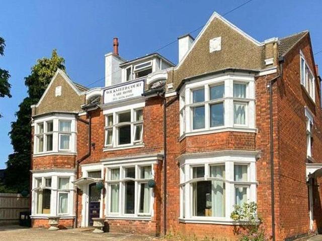 House for sale in Leisure Village, Kettering