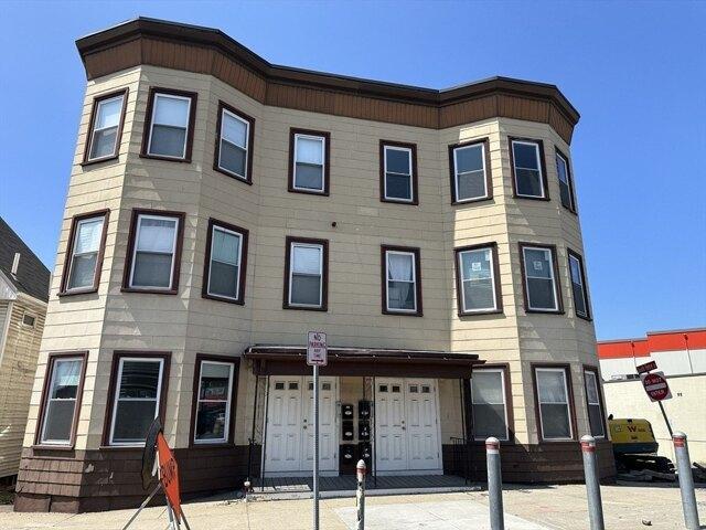 House for sale in Everett, Massachusetts