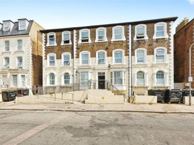 Flat for sale in Cliftonville West, Acol