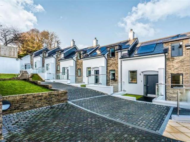 House for sale in Hanover & Queen's Park, Brighton