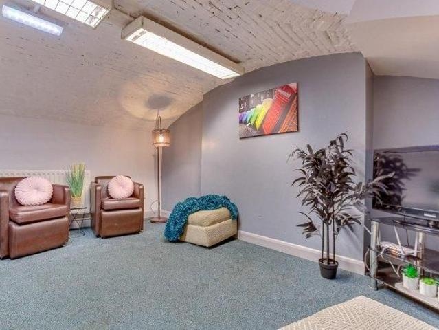 Room for rent in Haddon, East Midlands