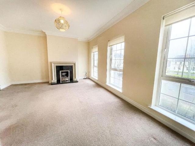 Townhouse for rent in Lisburn, Northern Ireland