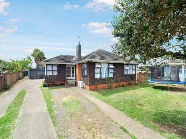 House for sale in Auckland, Oroua County