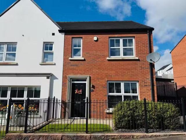 House for sale in Derry