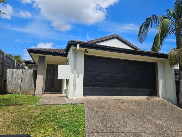 Apartment for rent in Pimpama, Gold Coast City