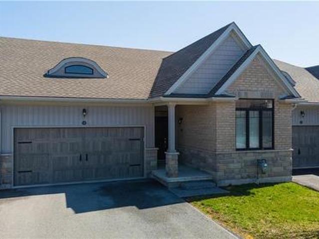 Condo for sale in Niagara, Ontario