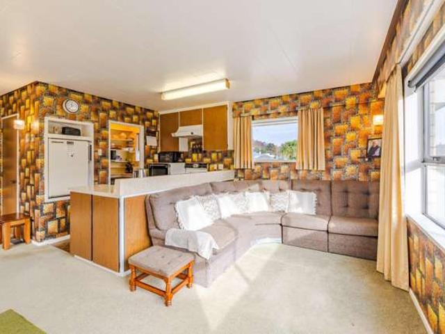 House for sale in Otakou