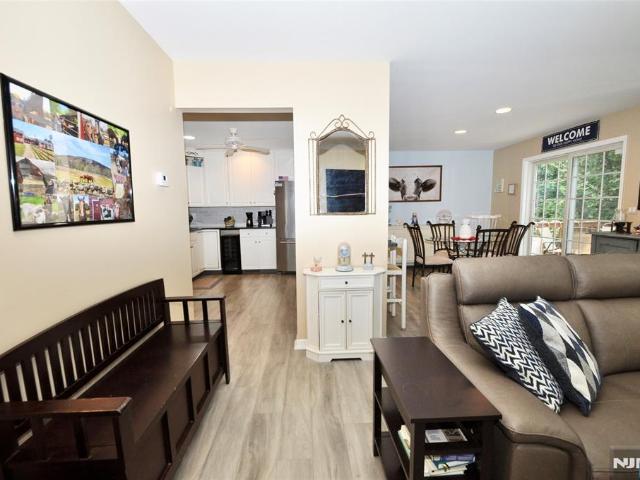 Townhouse for sale in Hillsdale, New Jersey