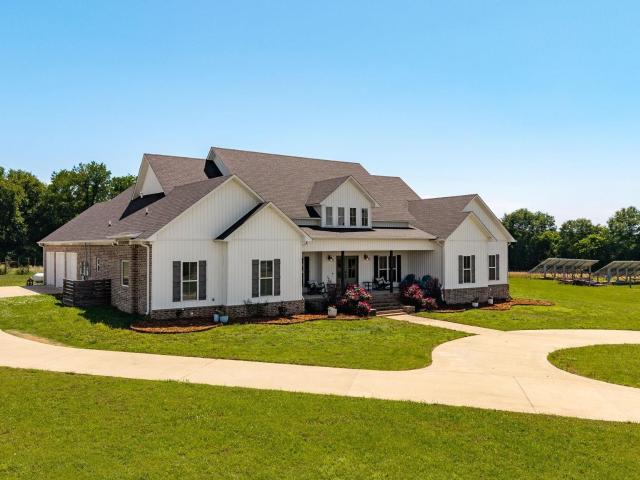 House for sale in Ark