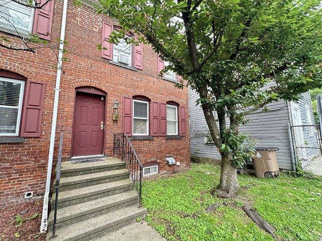Townhouse for sale in Cos Cob, Connecticut