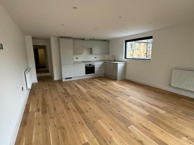 Apartment for rent in Camberwell, Greater London