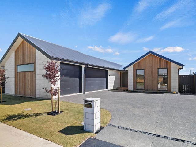 House for sale in Lincoln, Canterbury