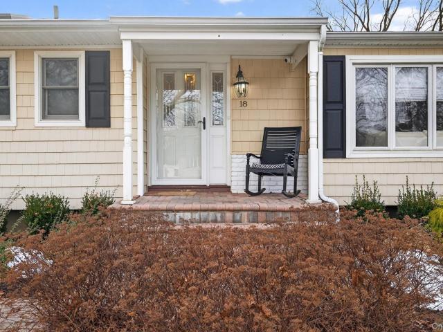 House for sale in Smithtown, New York