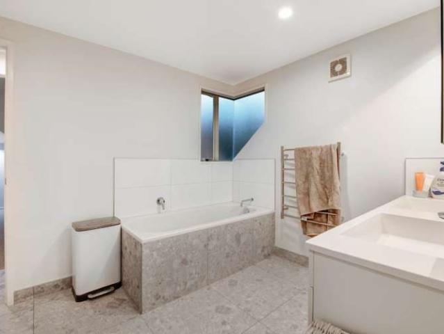 House for sale in Whangaparaoa