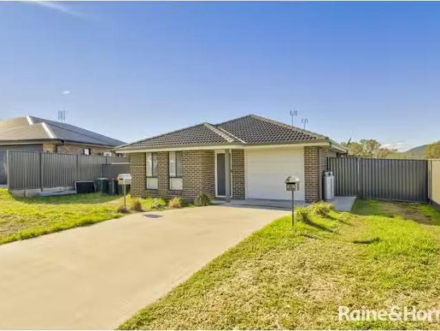 Condo for rent in Kootingal, New South Wales