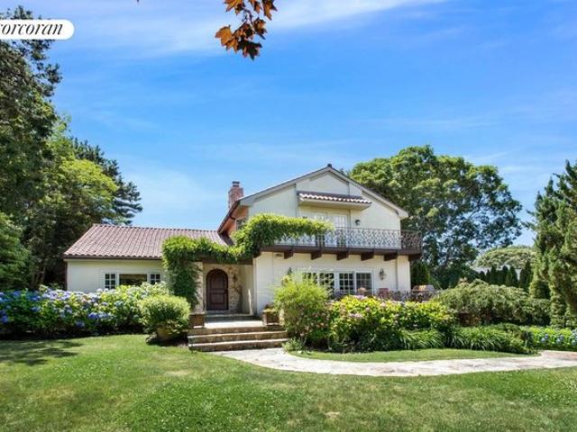 House for sale in Sagaponack, New York