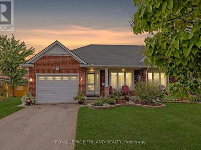 House for sale in St. Thomas, Ontario