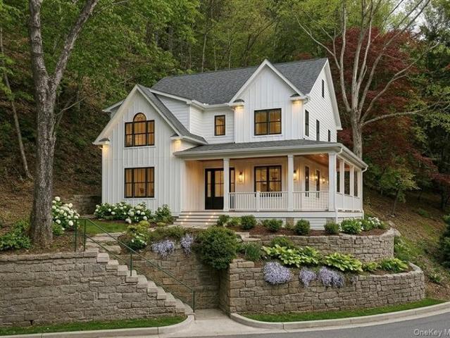 Land for sale in Valhalla, New York