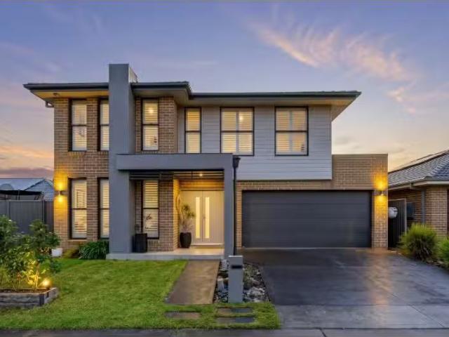 House for rent in Jordan Springs East, Sydney