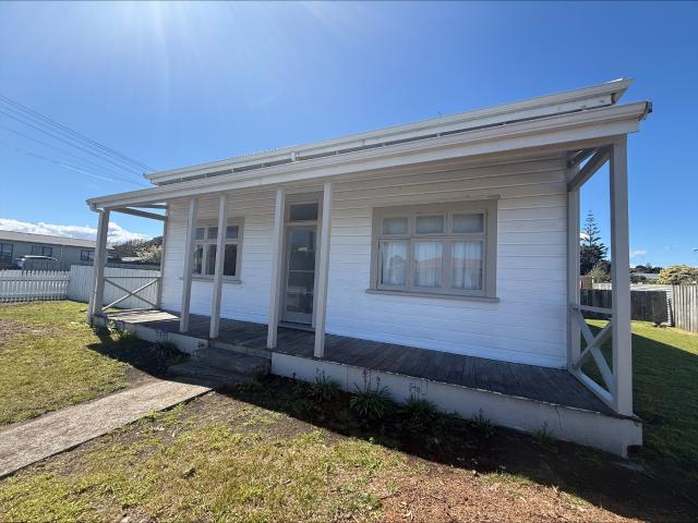 House for rent in Castlecliff, Whanganui