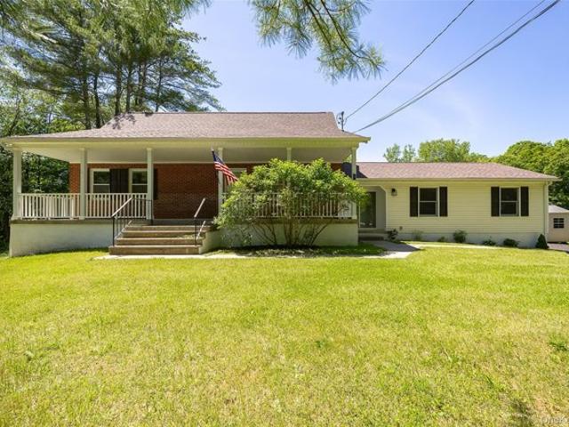 House for sale in Hyde Park, New York