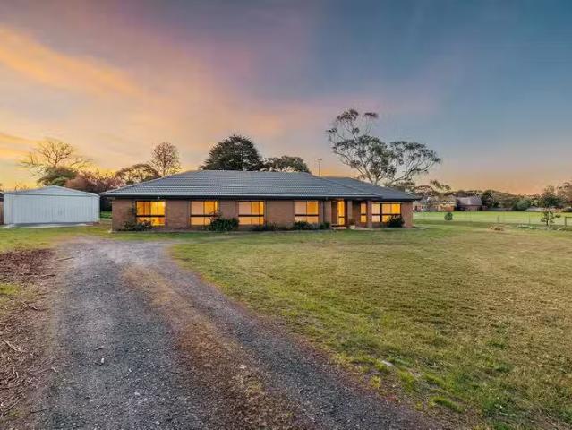 House for rent in Camerons Creek, Victoria