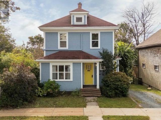 House for sale in Dartmouth, Nova Scotia