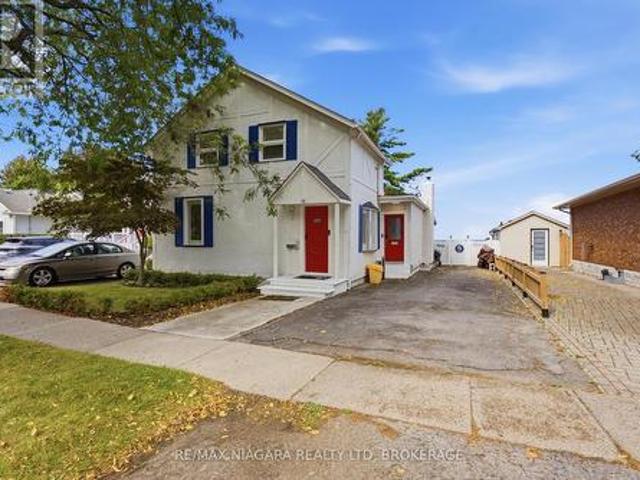 House for sale in Port Dalhousie, St. Catharines
