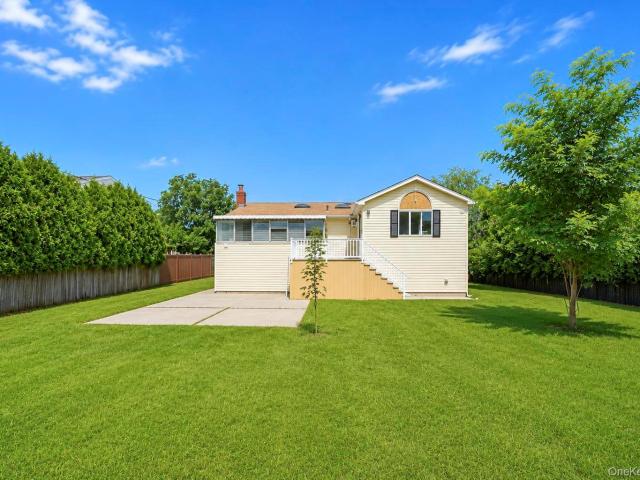House for sale in San Remo, Town of Smithtown