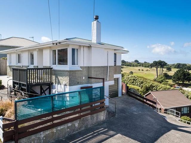 House for rent in Otakou