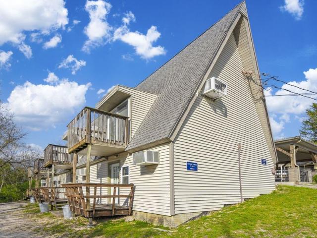 Condo for sale in Reeds Spring