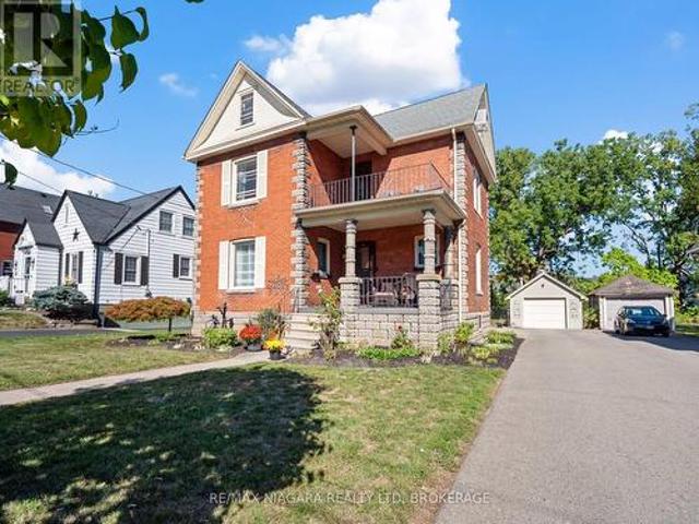 House for sale in Niagara, Ontario
