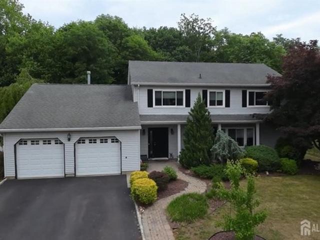 House for sale in Cliffwood, New Jersey