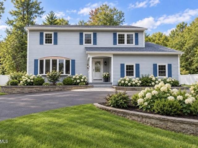 House for sale in Clifton Gardens, Town of Clifton Park