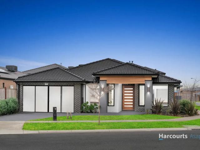 House for rent in Marriott Waters Estate, Melbourne