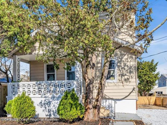House for sale in Monmouth, New Jersey