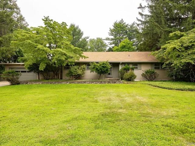 House for sale in Poughkeepsie, New York