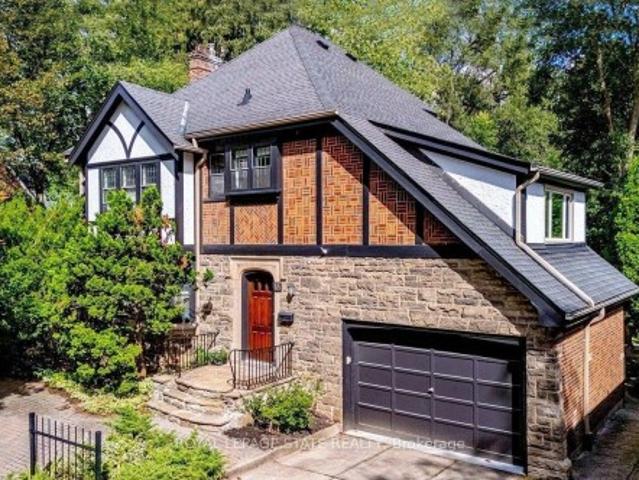 House for sale in Ancaster, Ontario