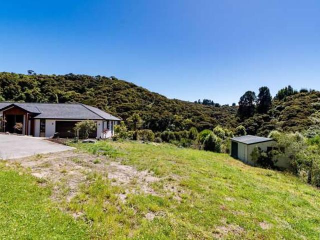 Land for sale in Otakou