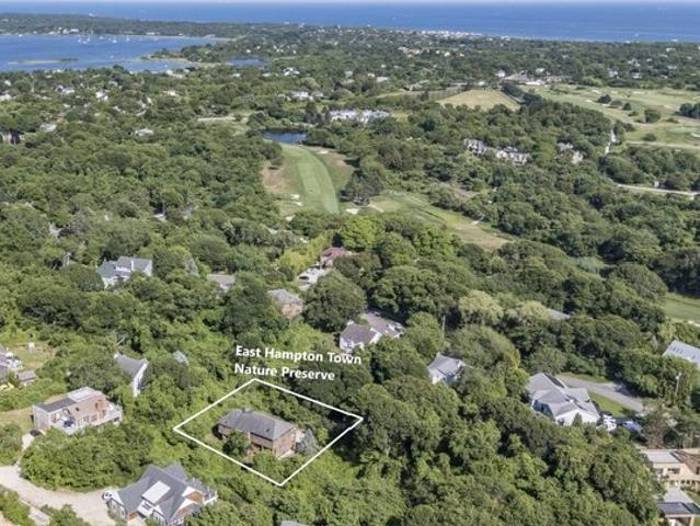 House for sale in Wainscott, New York