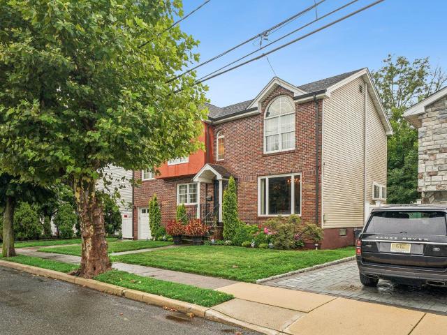 House for sale in Hudson, New Jersey