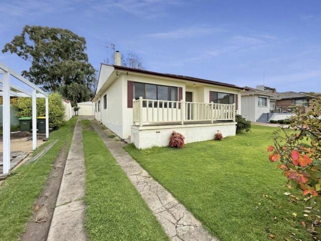 House for rent in Brisbane Grove, New South Wales