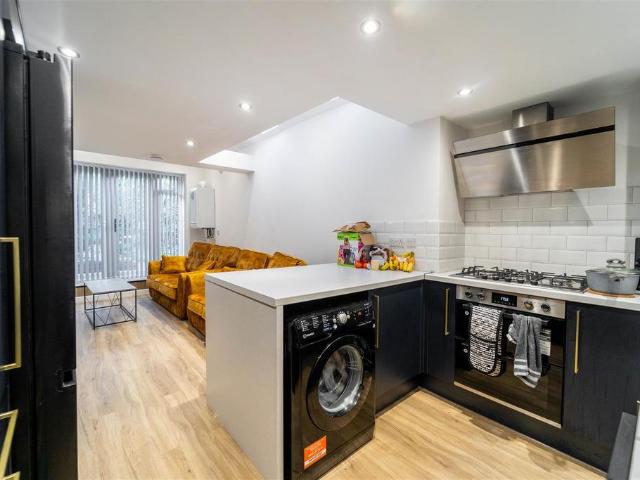 House for rent in Metchley, Birmingham